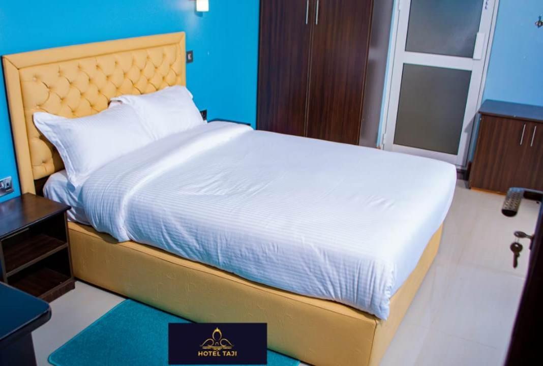 Hotel Taji Nanyuki Ngoại thất bức ảnh