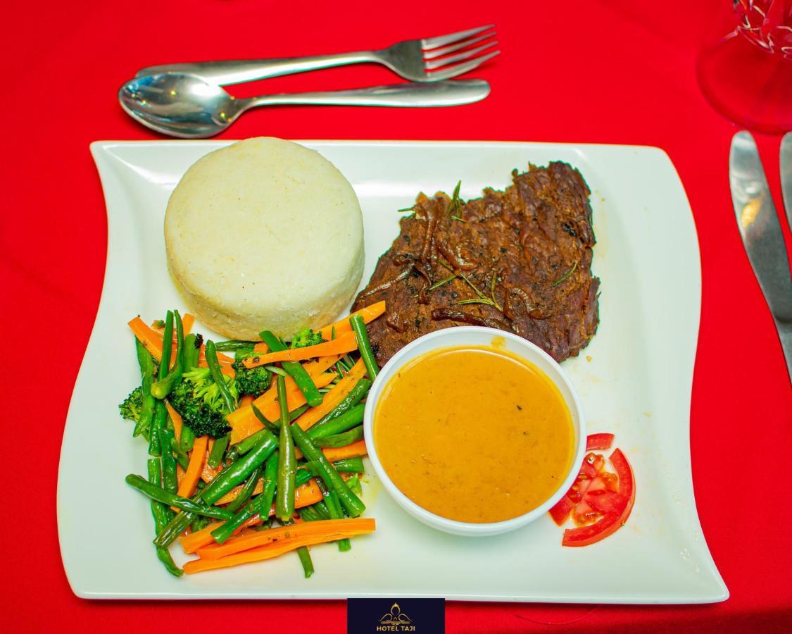 Hotel Taji Nanyuki Ngoại thất bức ảnh