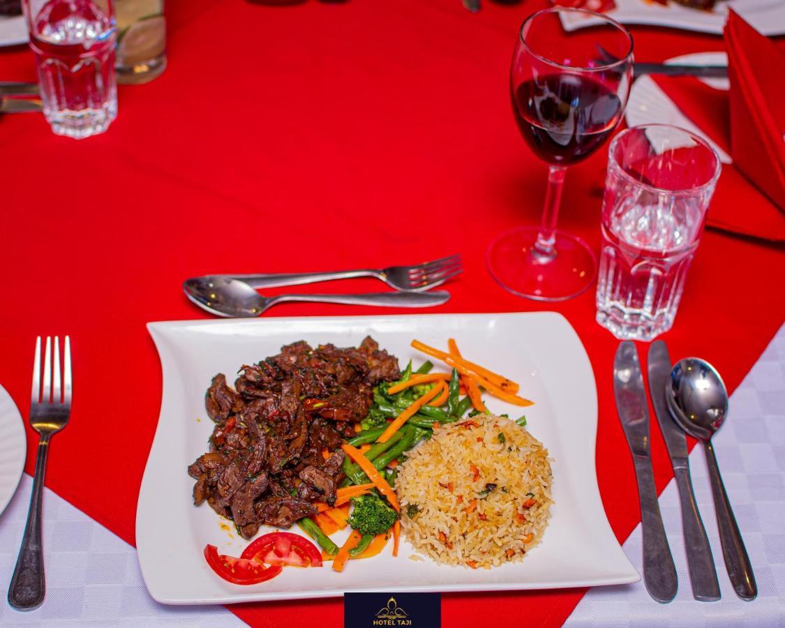 Hotel Taji Nanyuki Ngoại thất bức ảnh