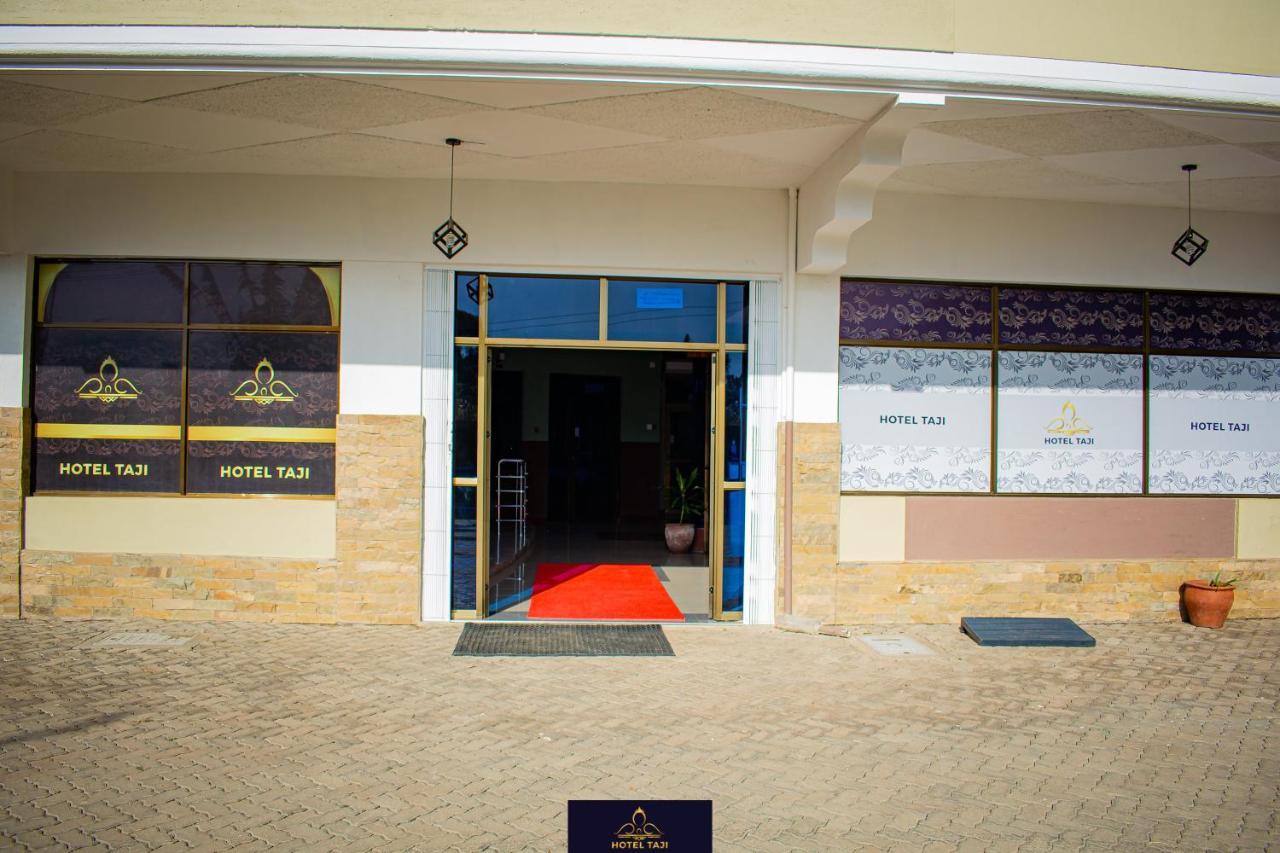 Hotel Taji Nanyuki Ngoại thất bức ảnh